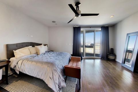 Tiny photo for 2241 W Roscoe Street #3, Chicago, IL 60618 (MLS # 12603474)