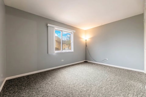 Tiny photo for 4831 W 109th Street #104, Oak Lawn, IL 60453 (MLS # 12730526)