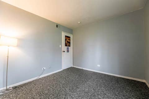 Tiny photo for 4831 W 109th Street #104, Oak Lawn, IL 60453 (MLS # 12730526)