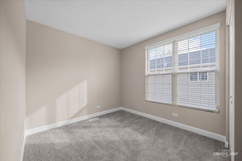 Tiny photo for 1636 Linden Park Lane, Aurora, IL 60504 (MLS # 12493940)