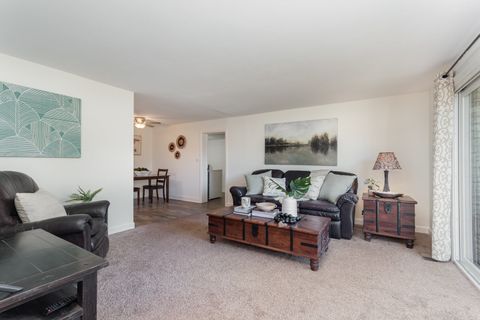 Tiny photo for 314 Covehill Court #314, Schaumburg, IL 60194 (MLS # 12513096)