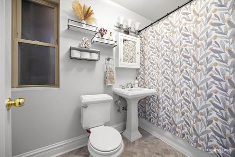 Tiny photo for 847 S Humphrey Avenue #1, Oak Park, IL 60304 (MLS # 12497434)