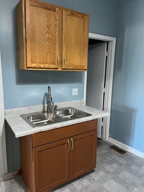 Tiny photo for 8426 S Kerfoot Avenue, Chicago, IL 60620 (MLS # 12495507)