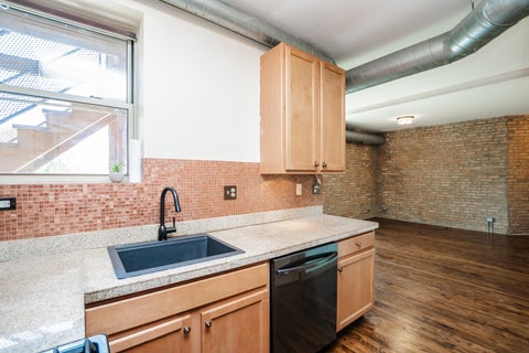 Tiny photo for 1223 W Greenleaf Avenue #1N, Chicago, IL 60626 (MLS # 12599411)