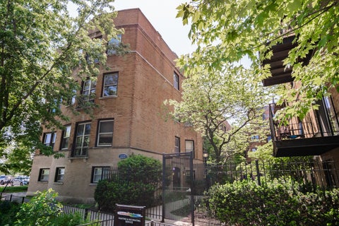 Tiny photo for 1223 W Greenleaf Avenue #1N, Chicago, IL 60626 (MLS # 12599411)