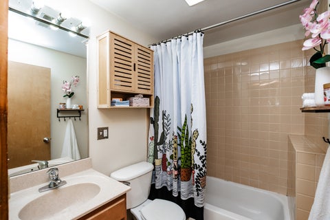 Tiny photo for 1223 W Greenleaf Avenue #1N, Chicago, IL 60626 (MLS # 12599411)