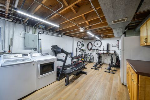 Tiny photo for 1702 La Palma Court, Wheaton, IL 60189 (MLS # 12626948)