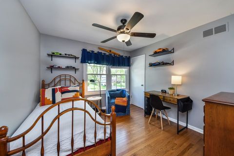 Tiny photo for 1702 La Palma Court, Wheaton, IL 60189 (MLS # 12626948)