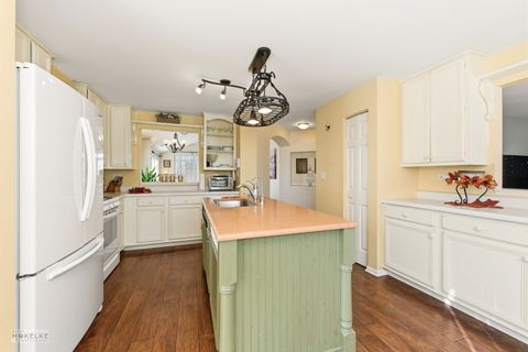 Tiny photo for 31502 Kline Circle, Warrenville, IL 60555 (MLS # 12533871)