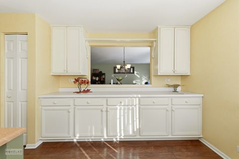 Tiny photo for 31502 Kline Circle, Warrenville, IL 60555 (MLS # 12533871)