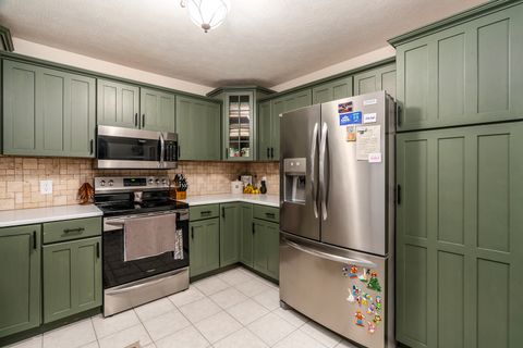 Tiny photo for 1211 Mockingbird Lane, Carterville, IL 62918 (MLS # 12584966)