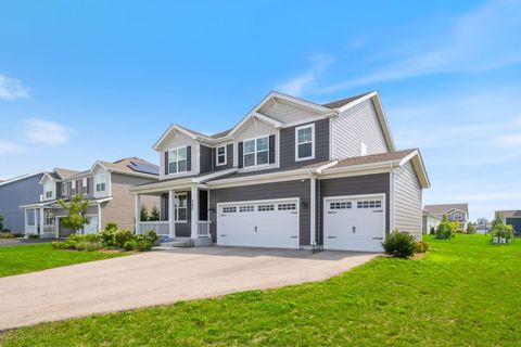 Tiny photo for 752 Kentshire Circle, Elgin, IL 60124 (MLS # 12496320)