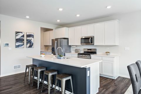 Tiny photo for 752 Kentshire Circle, Elgin, IL 60124 (MLS # 12496320)