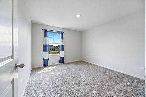 Tiny photo for 752 Kentshire Circle, Elgin, IL 60124 (MLS # 12496320)