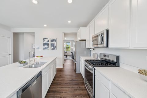 Tiny photo for 752 Kentshire Circle, Elgin, IL 60124 (MLS # 12496320)