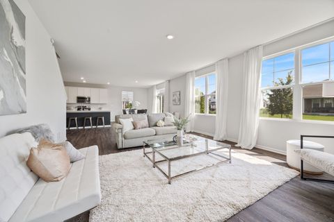 Tiny photo for 752 Kentshire Circle, Elgin, IL 60124 (MLS # 12496320)