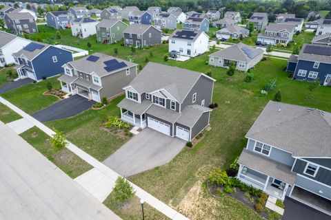 Tiny photo for 752 Kentshire Circle, Elgin, IL 60124 (MLS # 12496320)