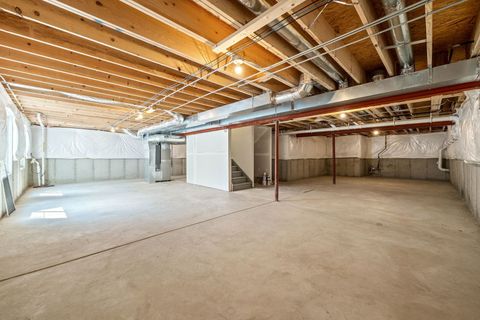 Tiny photo for 752 Kentshire Circle, Elgin, IL 60124 (MLS # 12496320)