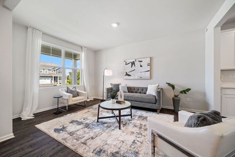 Tiny photo for 752 Kentshire Circle, Elgin, IL 60124 (MLS # 12496320)