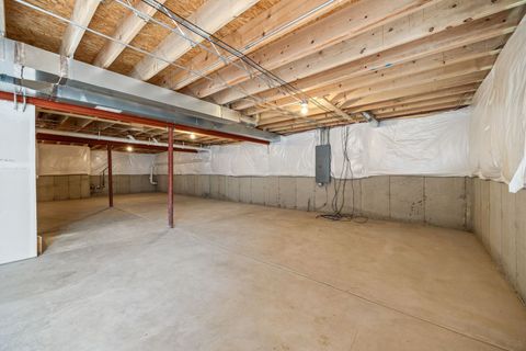 Tiny photo for 752 Kentshire Circle, Elgin, IL 60124 (MLS # 12496320)