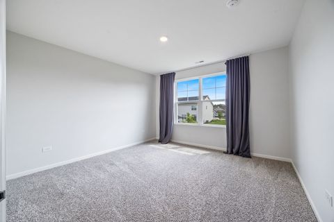 Tiny photo for 752 Kentshire Circle, Elgin, IL 60124 (MLS # 12496320)