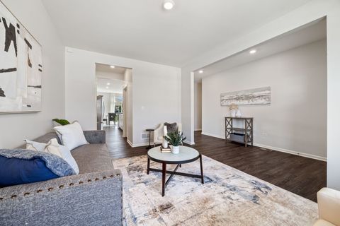 Tiny photo for 752 Kentshire Circle, Elgin, IL 60124 (MLS # 12496320)