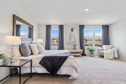 Tiny photo for 752 Kentshire Circle, Elgin, IL 60124 (MLS # 12496320)