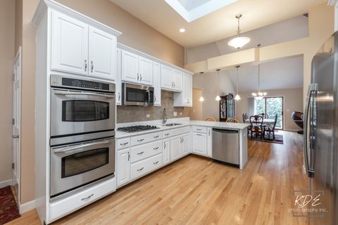 Tiny photo for 9361 Keswick Drive, Woodridge, IL 60517 (MLS # 12547879)