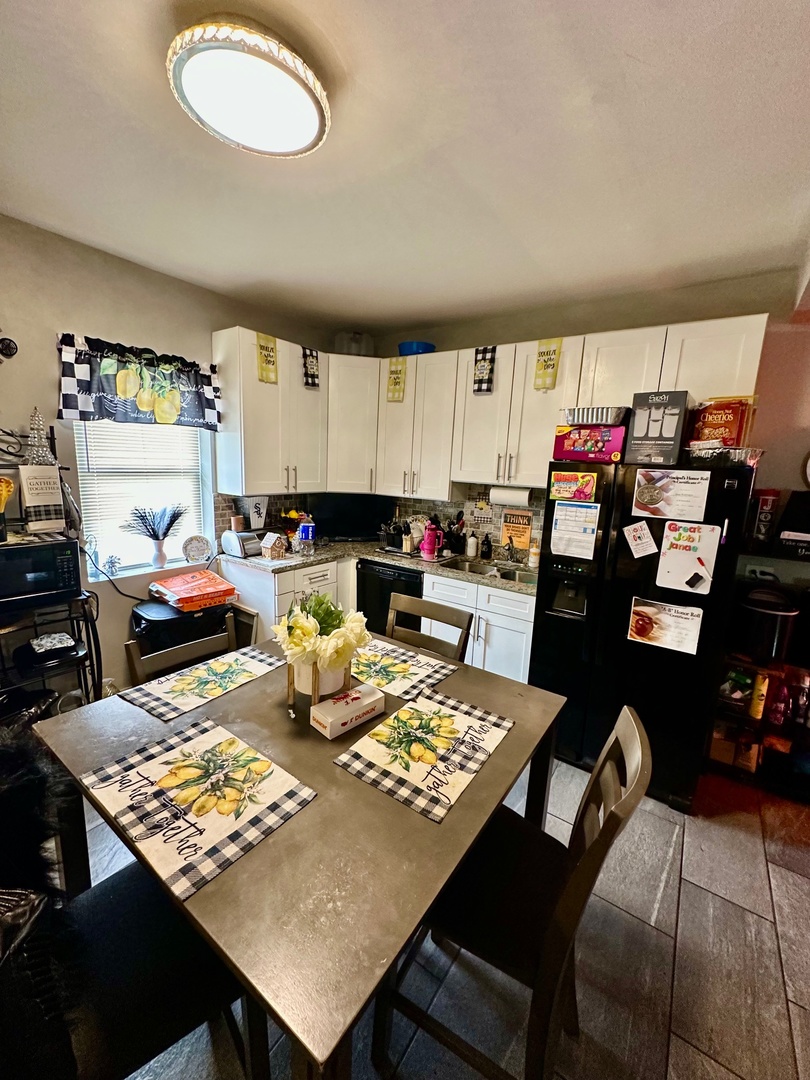 4503 W Congress Parkway