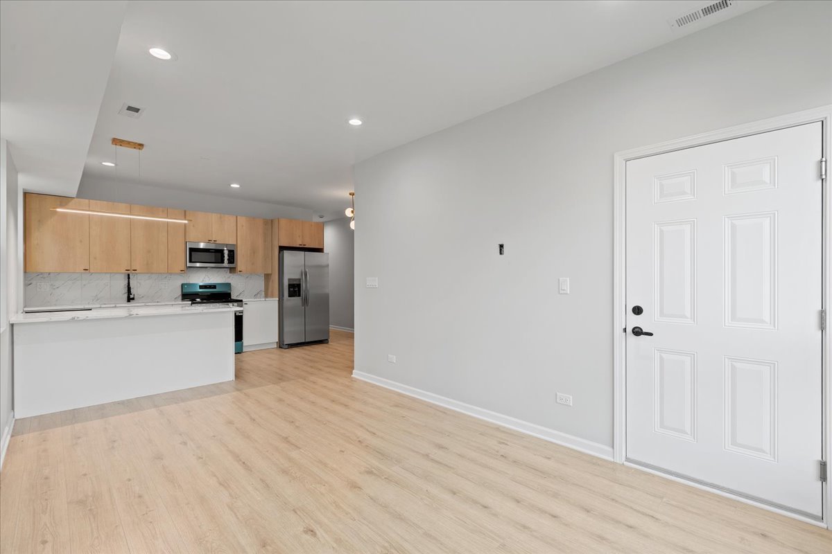 4539 S Evans Avenue 3