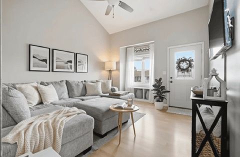 Tiny photo for 1020 Laesch Avenue #A, Bloomington, IL 61704 (MLS # 12597266)