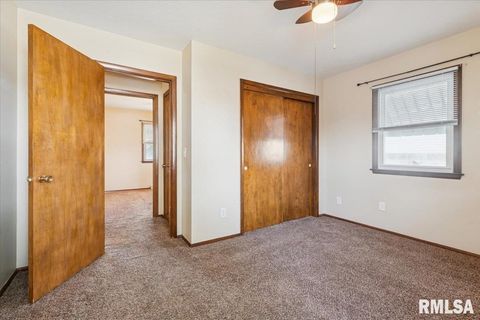 Tiny photo for 1724 W 69TH Street, Davenport, IA 52806 (MLS # QC4268531)