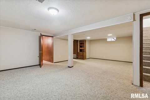 Tiny photo for 1724 W 69TH Street, Davenport, IA 52806 (MLS # QC4268531)