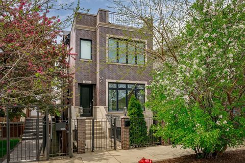 2128 N WINCHESTER Avenue Chicago IL 60614