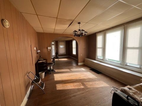 Tiny photo for 409 E Everett Street, Marion, IL 62959 (MLS # 12622146)