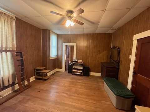 Tiny photo for 409 E Everett Street, Marion, IL 62959 (MLS # 12622146)