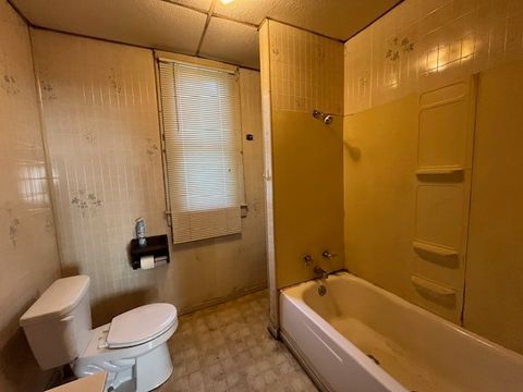 Tiny photo for 409 E Everett Street, Marion, IL 62959 (MLS # 12622146)