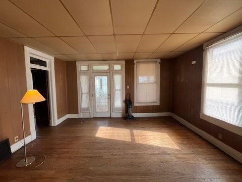 Tiny photo for 409 E Everett Street, Marion, IL 62959 (MLS # 12622146)