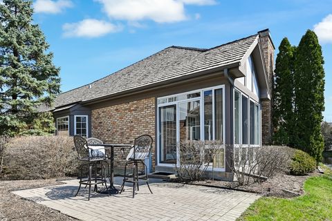 Tiny photo for 61 Berkshire Court, Burr Ridge, IL 60527 (MLS # 12600278)