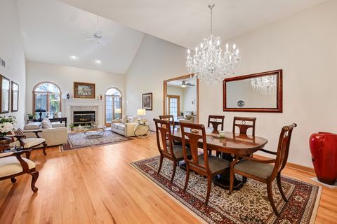 Tiny photo for 61 Berkshire Court, Burr Ridge, IL 60527 (MLS # 12600278)