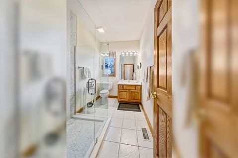 Tiny photo for 61 Berkshire Court, Burr Ridge, IL 60527 (MLS # 12600278)