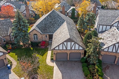 Tiny photo for 61 Berkshire Court, Burr Ridge, IL 60527 (MLS # 12600278)