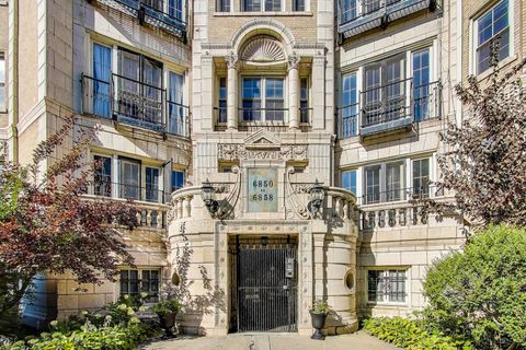 Tiny photo for 6850 S South Shore Drive #2N, Chicago, IL 60649 (MLS # 12596823)