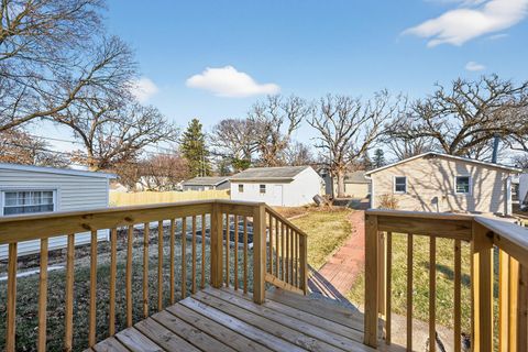 Tiny photo for 714 Ellwood Avenue, DeKalb, IL 60115 (MLS # 12569487)