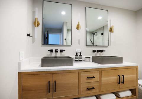 Tiny photo for 221 E Walton Place #19E, Chicago, IL 60611 (MLS # 12485139)