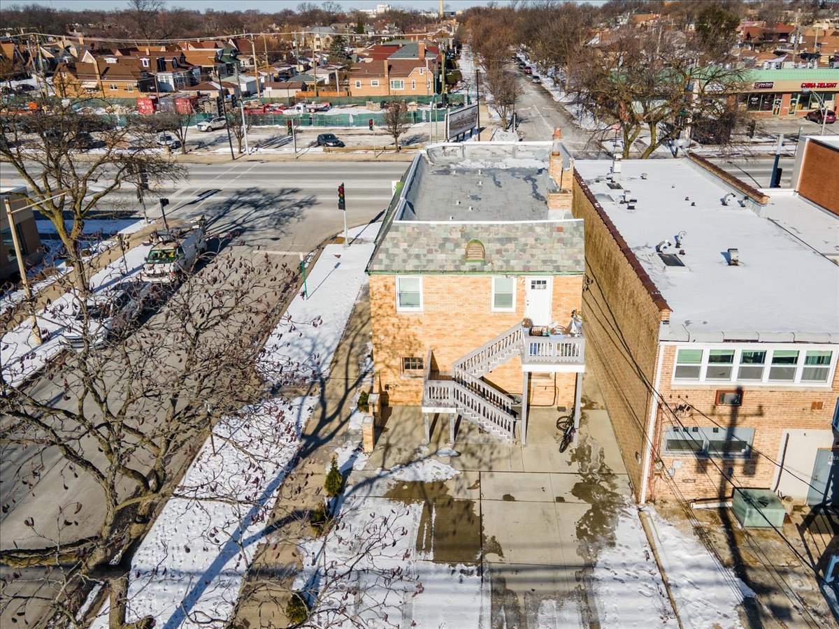 6619 W North Avenue