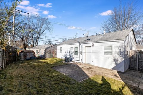 A home in Crest Hill