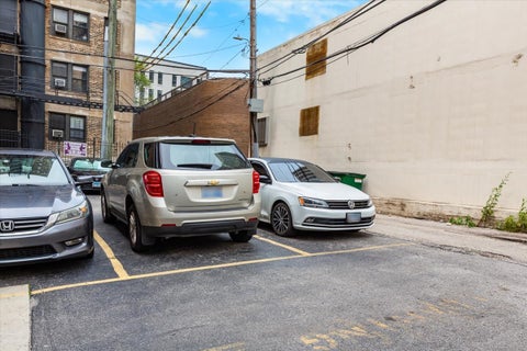 Tiny photo for 2629 N Hampden Court #306, Chicago, IL 60614 (MLS # 12743126)