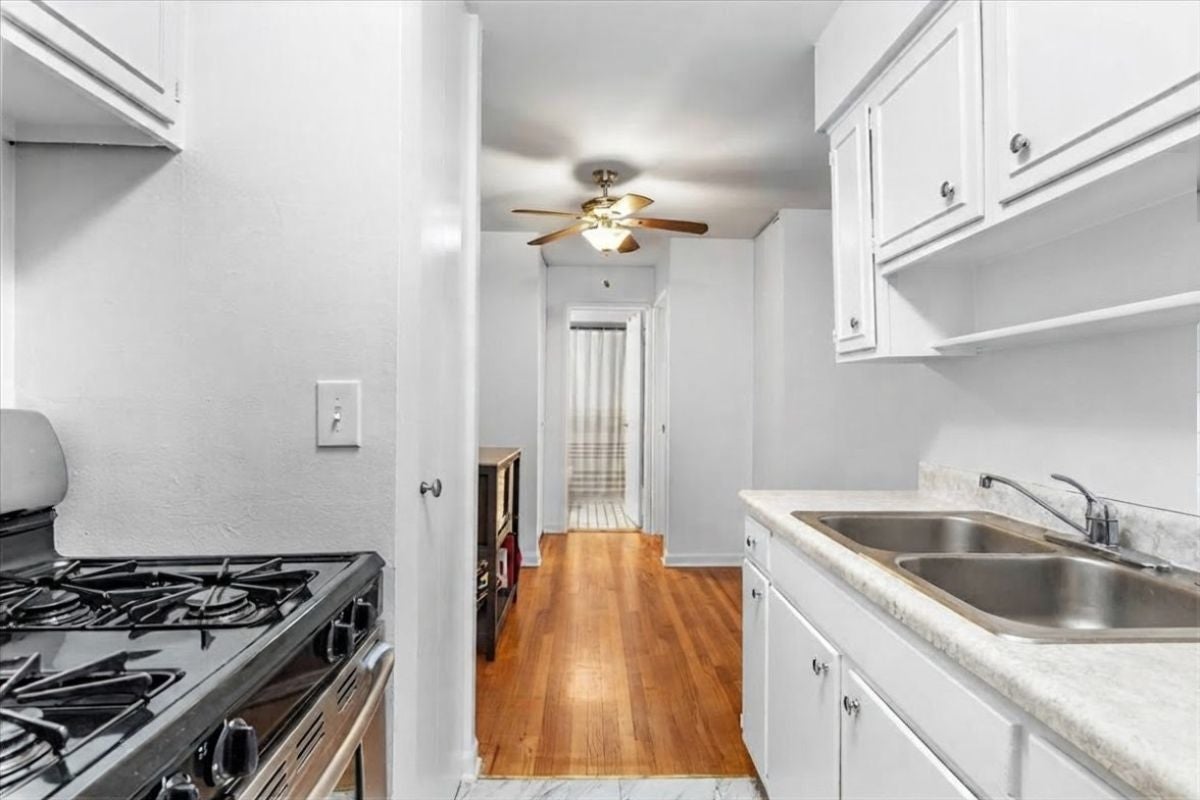 2629 N Hampden Court 306