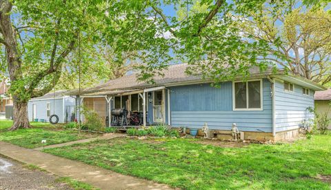 308 S Division Street Mahomet IL 61853